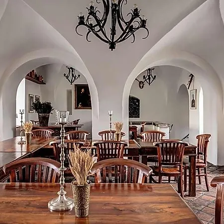 Zámek Zábřeh Hotel&pivovar Hotel 4*