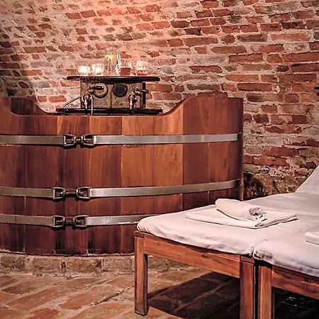 Zámek Zábřeh Hotel&pivovar Hotel 4*